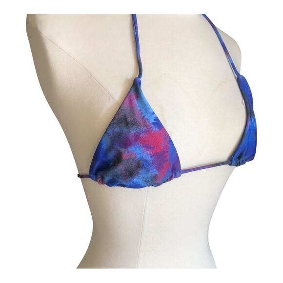 Pretty Little Things NWT Blue Acid Wash Contrast Tie Triangle Bikini Top Size 2 - Picture 3 of 13